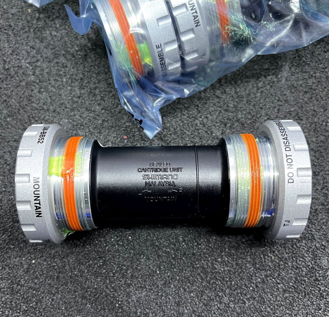 Shimano Deore SM-BB52 Hollowtech II Bottom Bracket