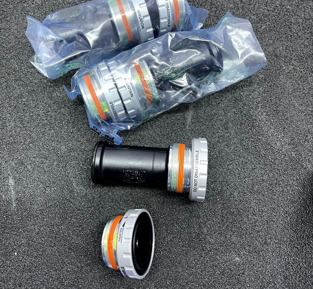 Shimano Deore SM-BB52 Hollowtech II Bottom Bracket_2