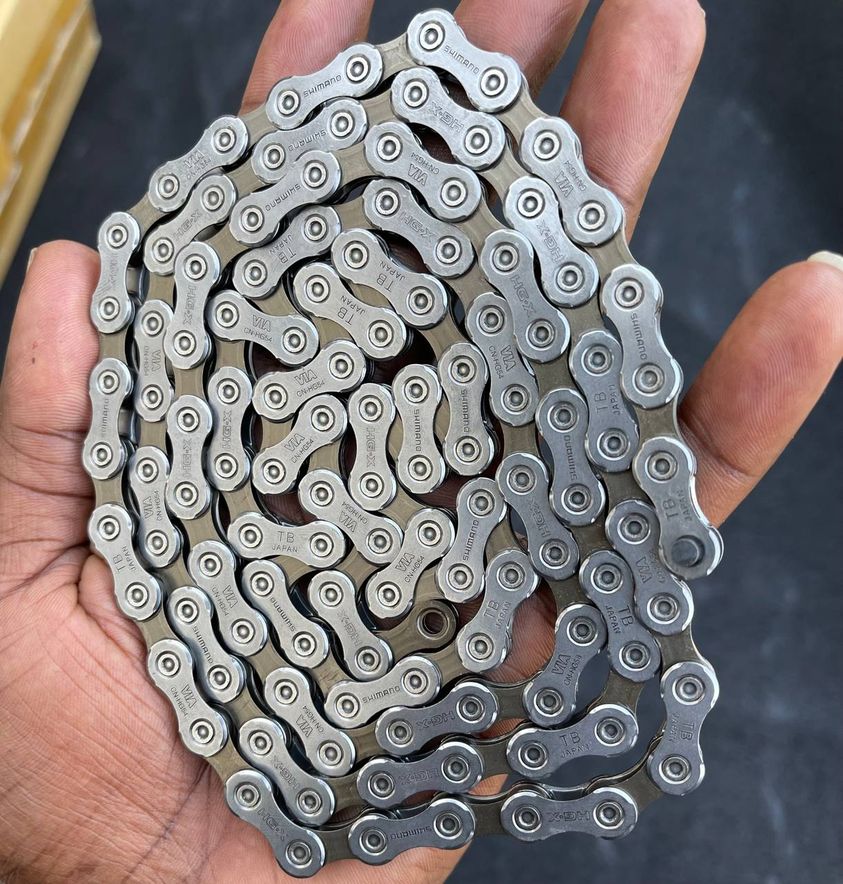 SHIMANO CN-HG54 (10-Speed HG-X Super Narrow Chain)_0