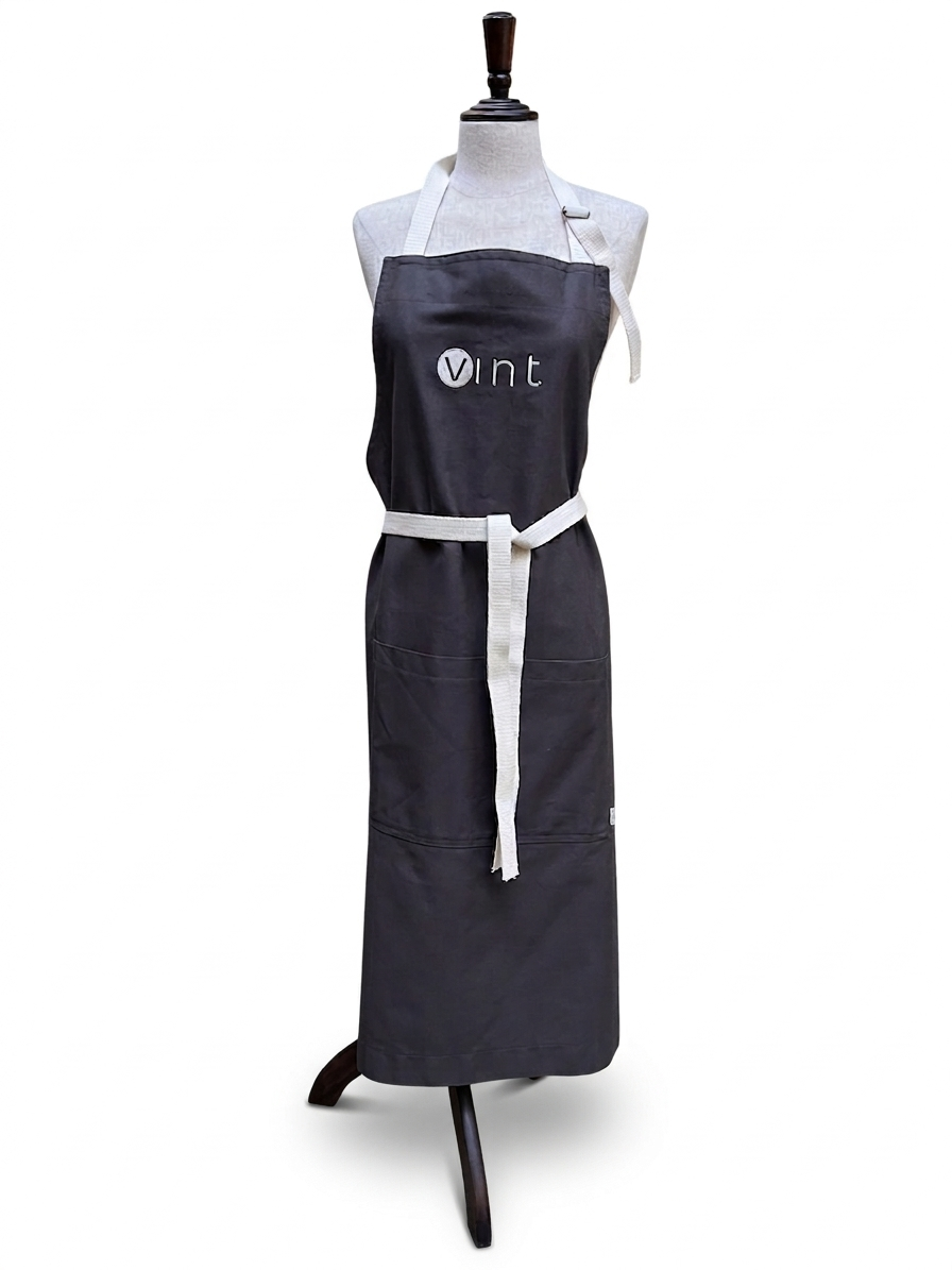 vint. Winemaker’s apron