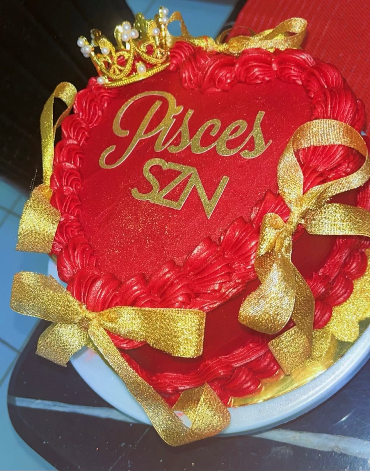 Custom Cakes_0