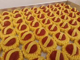 Pineapple tarts 