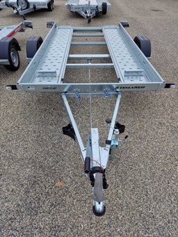 Remolque para transportar coches Temared Car Flat 3518U