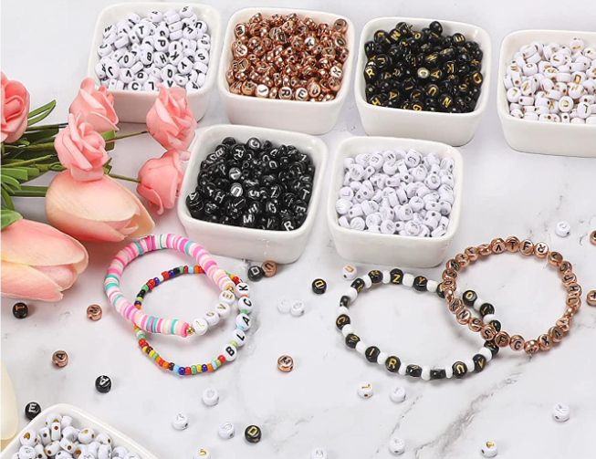 700 Round Acrylic Letter Beads for Jewelry Making