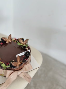 Chocolate Kunafa Pistachio