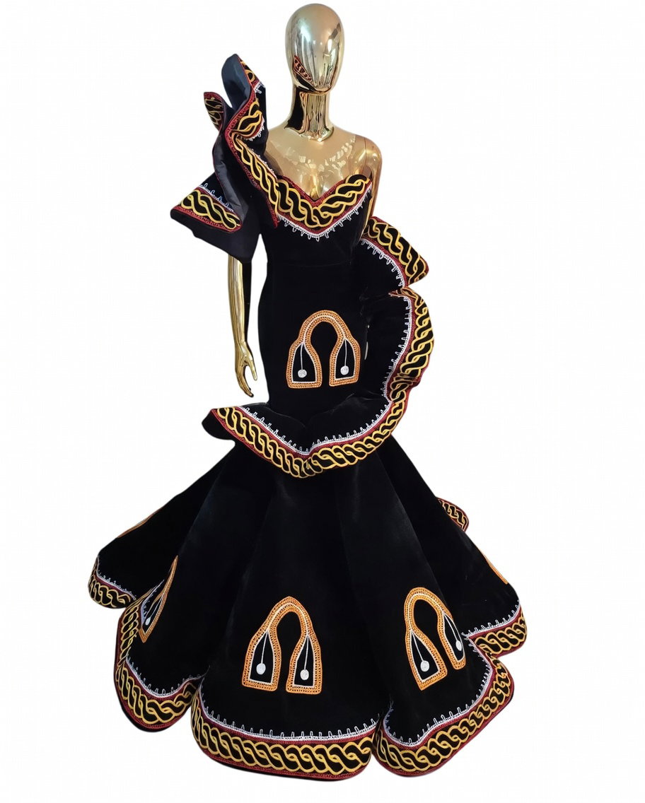 Cameroonian Toghu Wedding Outfit_0