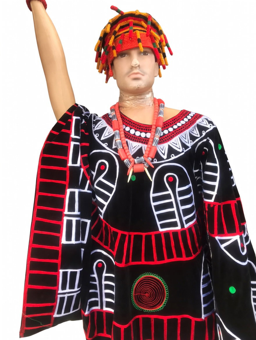 Men’s Cameroonian Toghu Outfit