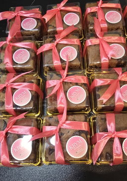 Brookies Favour Box