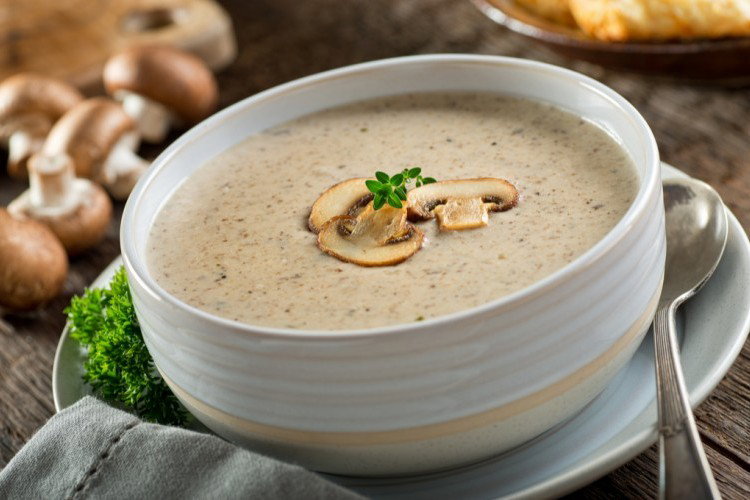 Creamy Muahroom Soup - شوربة مشروم بالكريمة_0