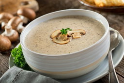 Creamy Muahroom Soup - شوربة مشروم بالكريمة
