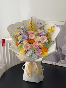 Light Bloom Soap Flower Bouquet 