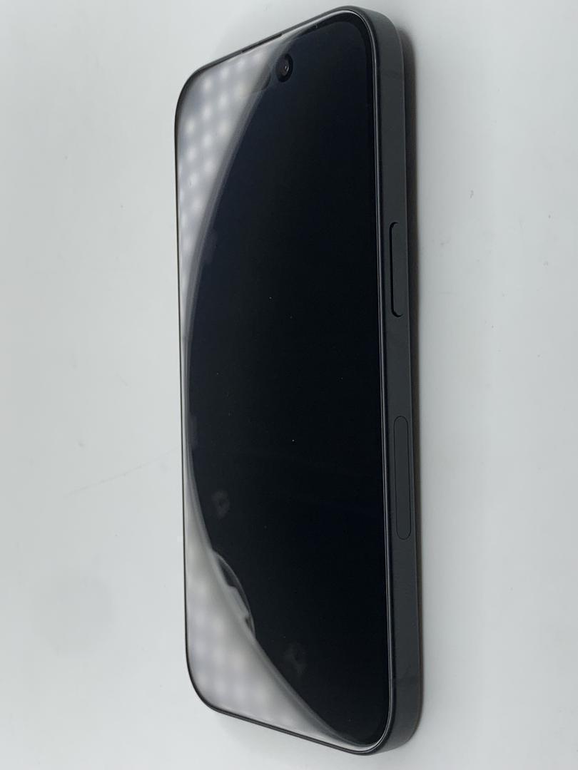 iPhone 15_4