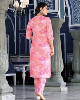 Women's Printed Kurtas Set