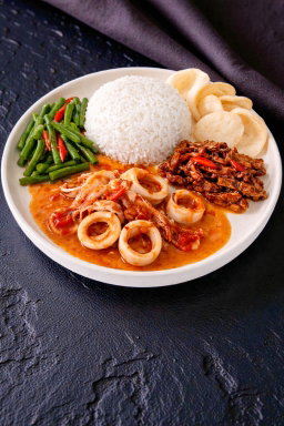 Udang / Sotong Sauce Padang with Kacang Panjang & Tempe