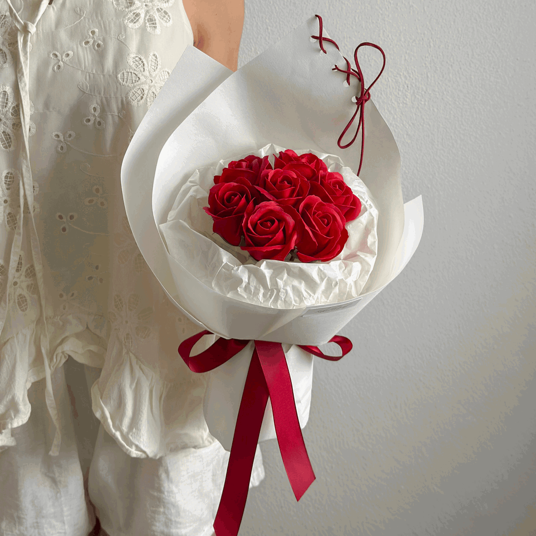 The Love Story of Titanic Rose (Soap)