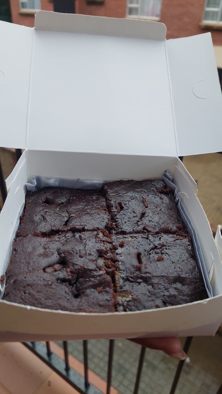 Plain brownie box_0