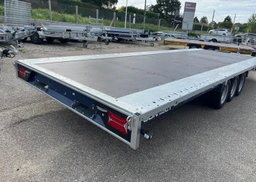 Remolque de plataforma BJT Connect – 3 ejes (3,5 t)