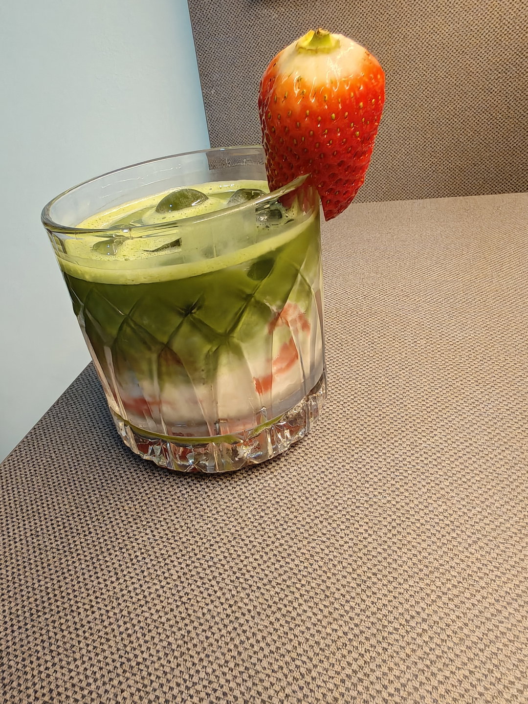 Matcha Strawberry Latte 
