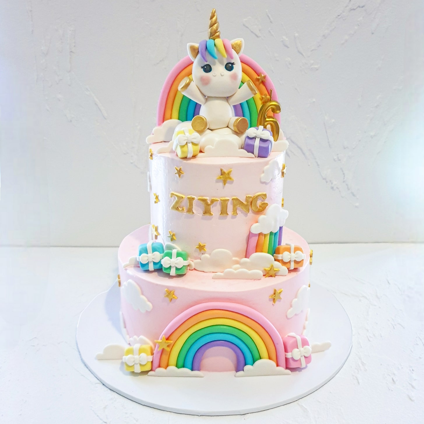 Magical Unicorn Rainbow Cake_0