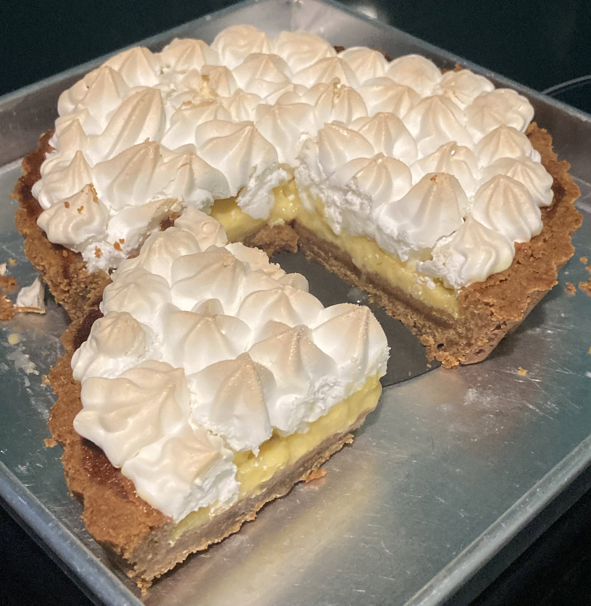 Lime Meringue Pie (8”)_2