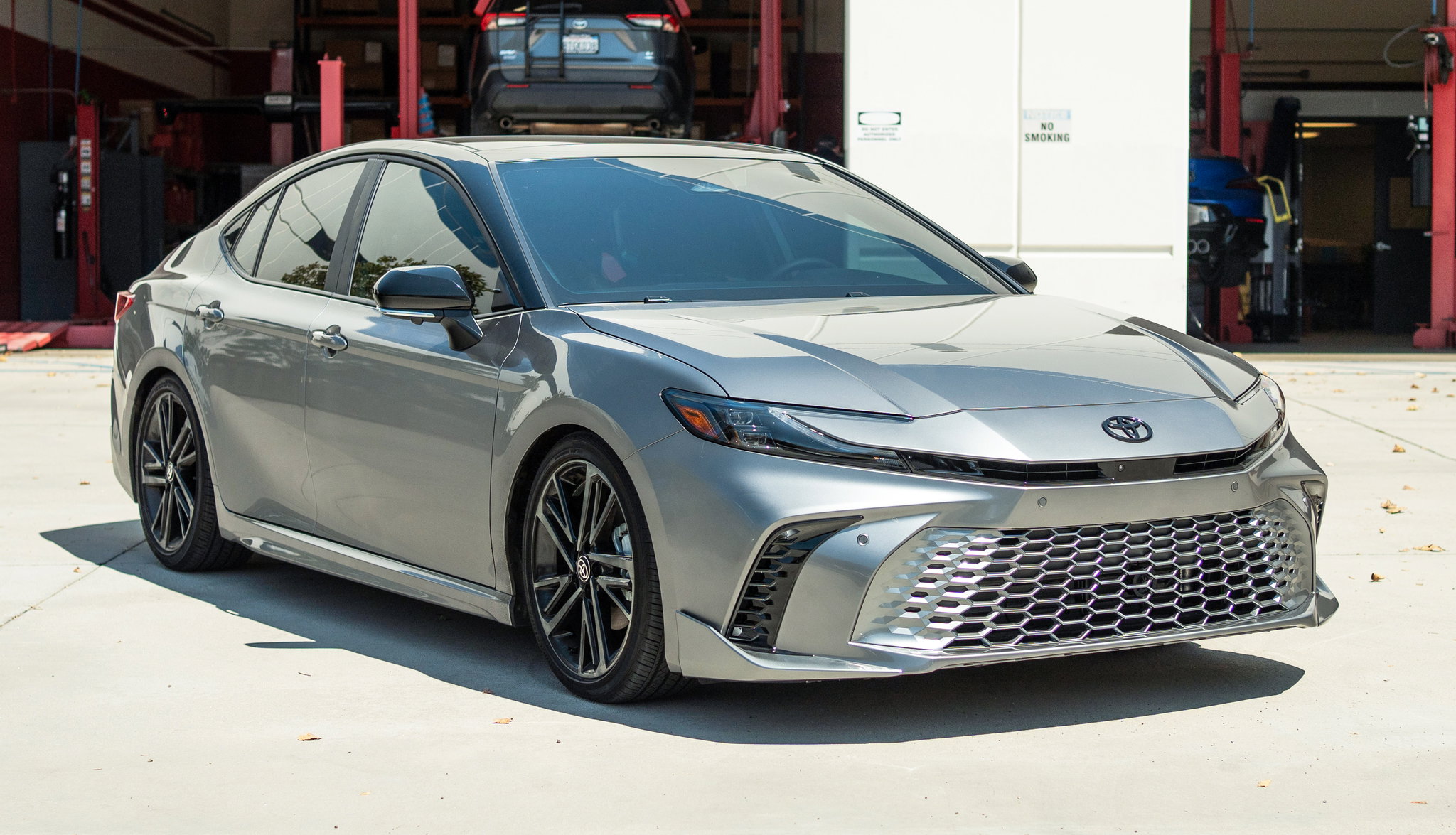 2026 Toyota Camry Hybird_2