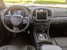 2023 Chrysler 300C 