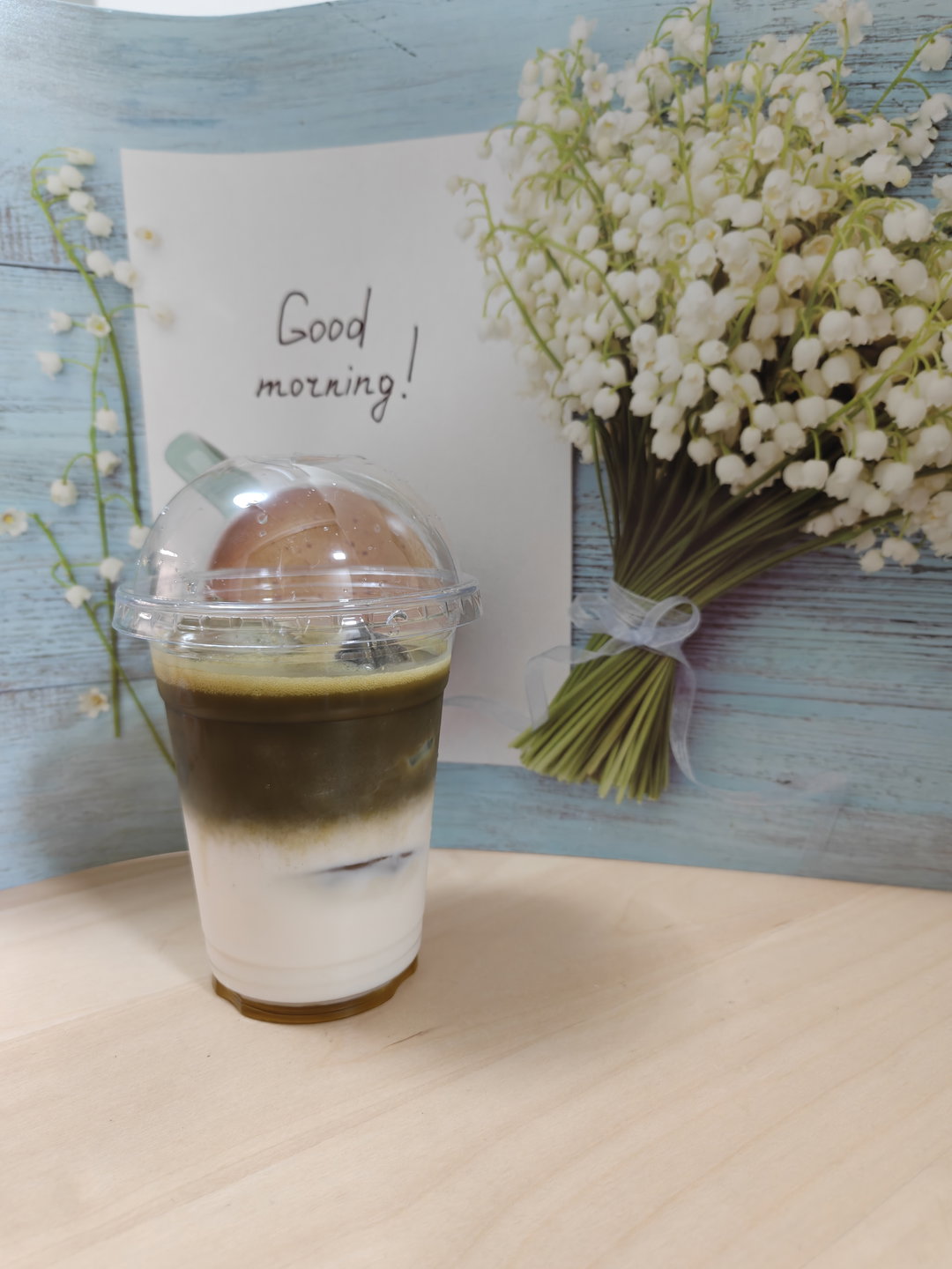 Iced Hojicha Latte 