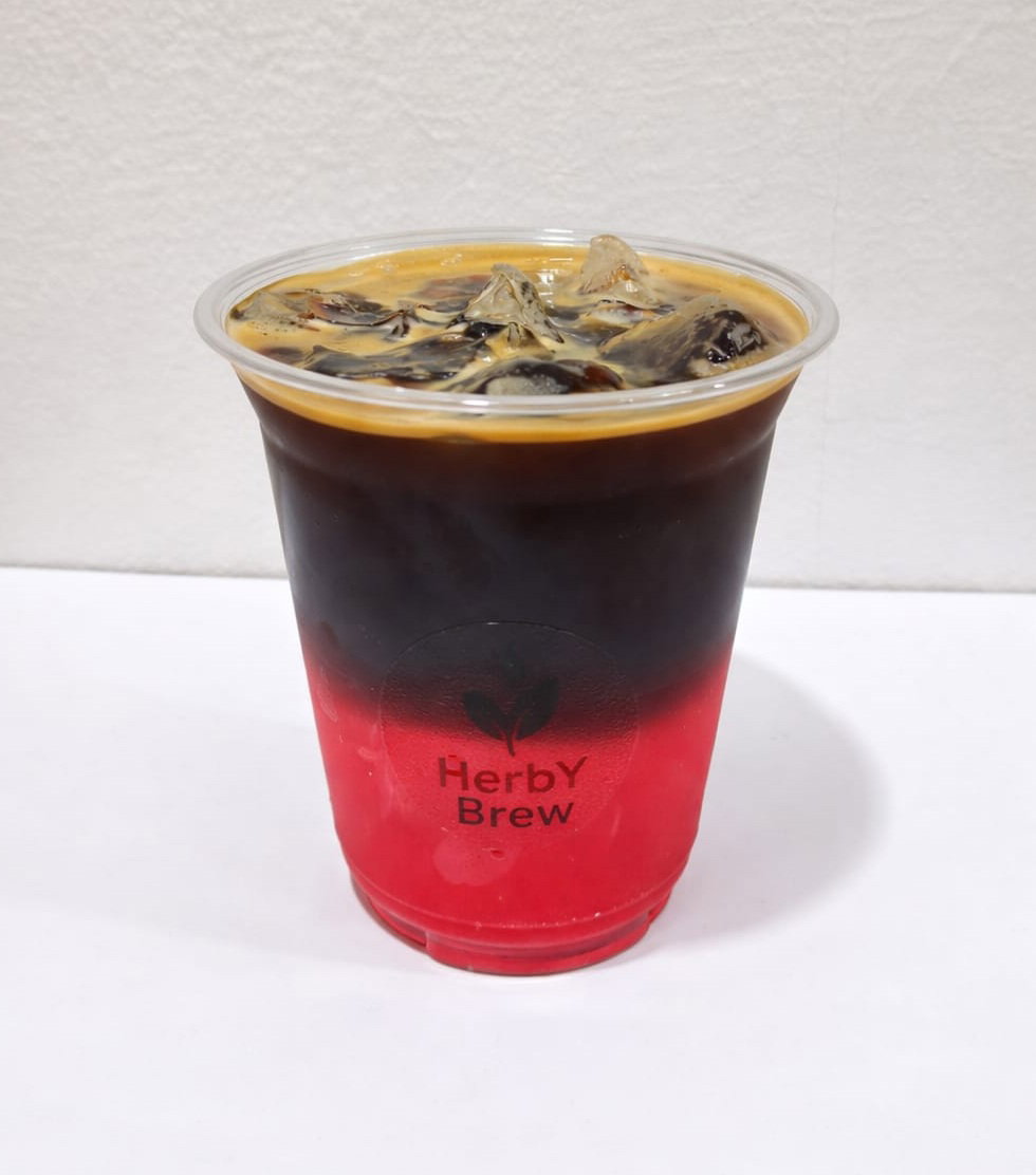 Iced Strawberry Americano_0
