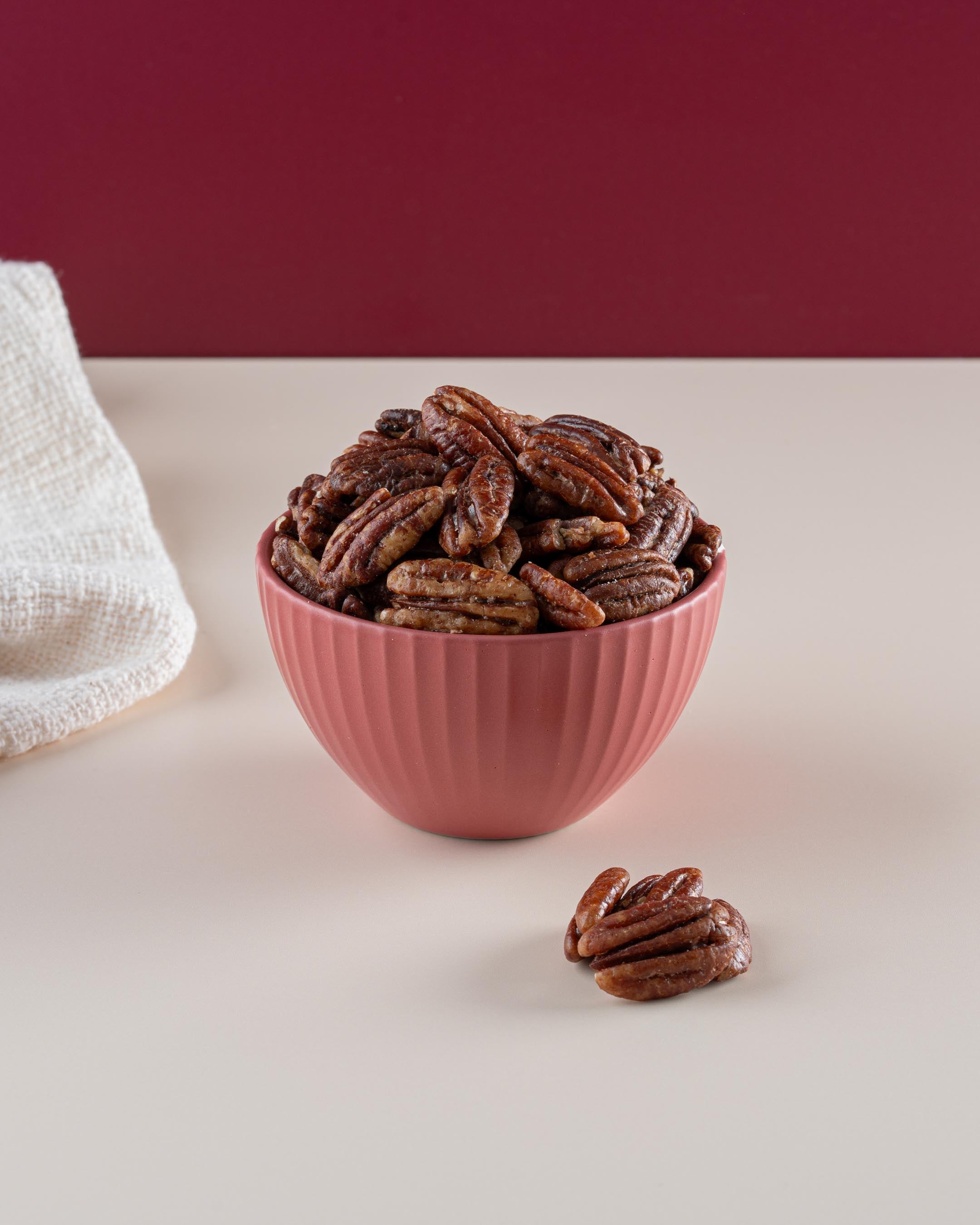 جوز بيكان (Pecan Nuts)