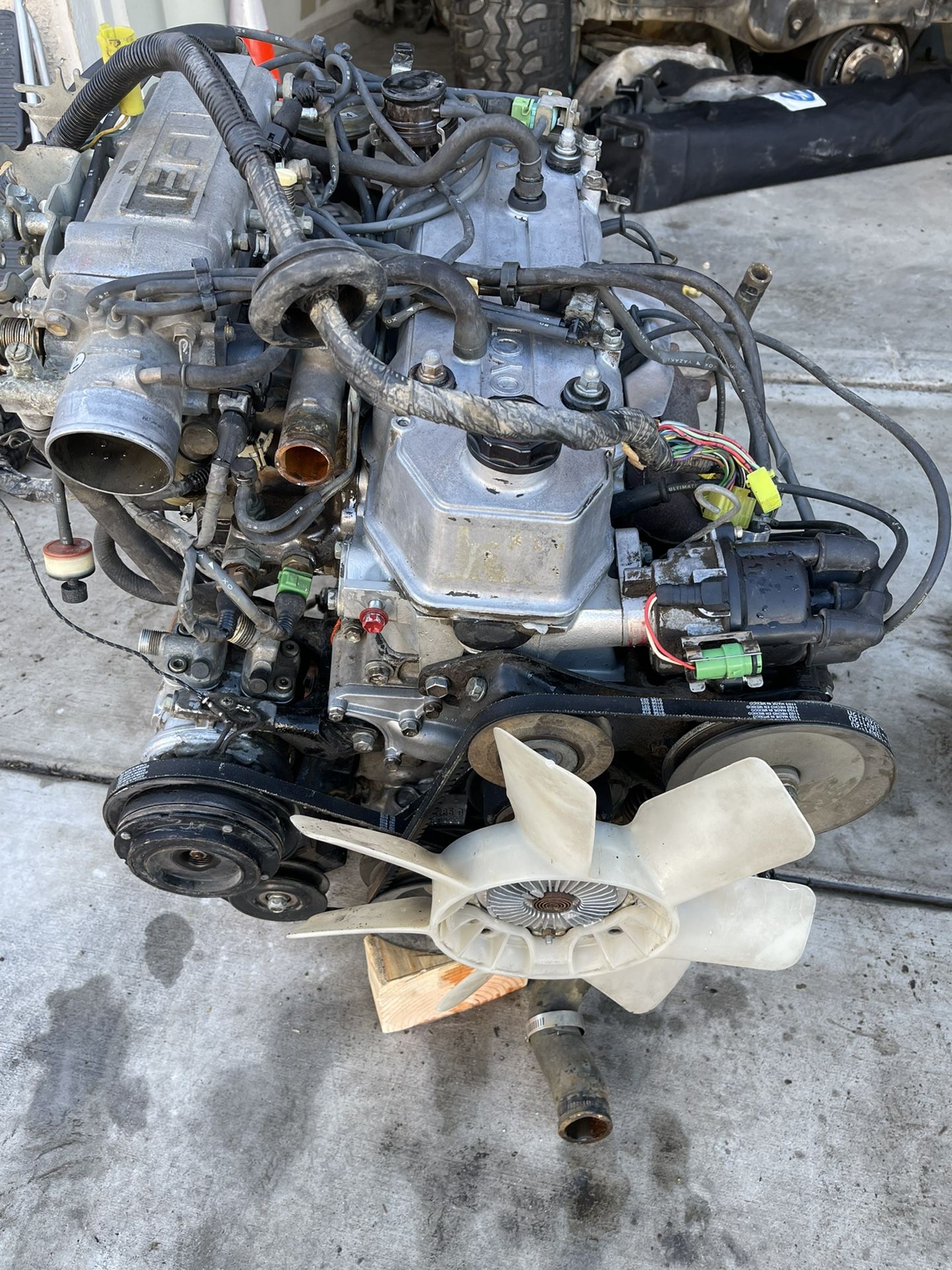 22R-E 2.4 Fuel Injection 1982-1997_2