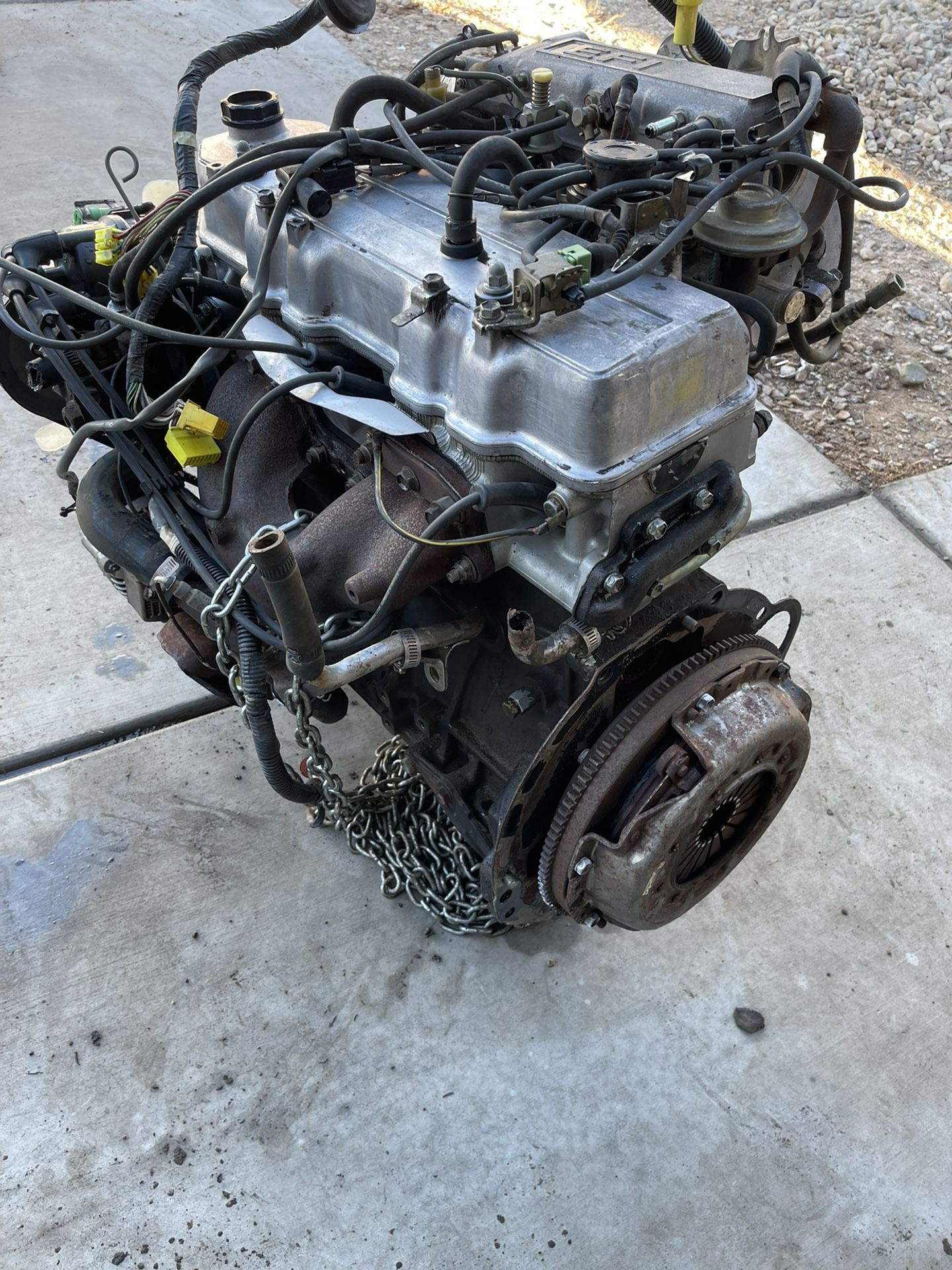 22R-E 2.4 Fuel Injection 1982-1997_1