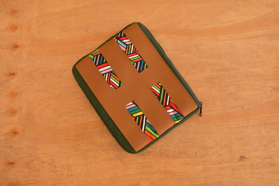 Frankie Laptop Sleeve green