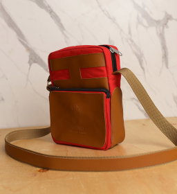 CROSSBODY