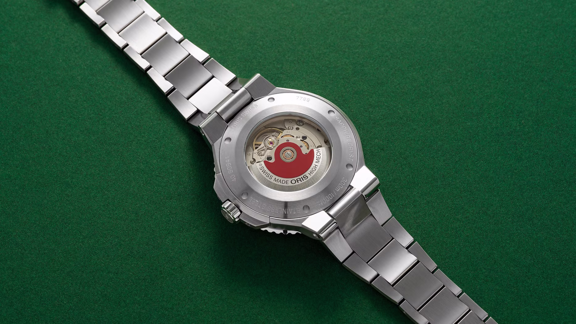 Aquis Date Green_1