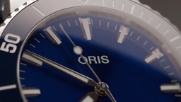 Aquis Date Blue 
