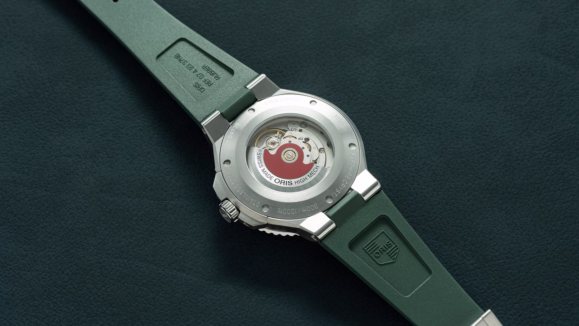 Aquis Date Green_1