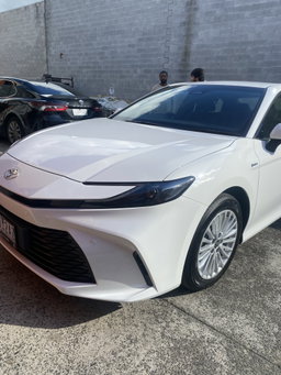 2026 Toyota Camry Hybrid 