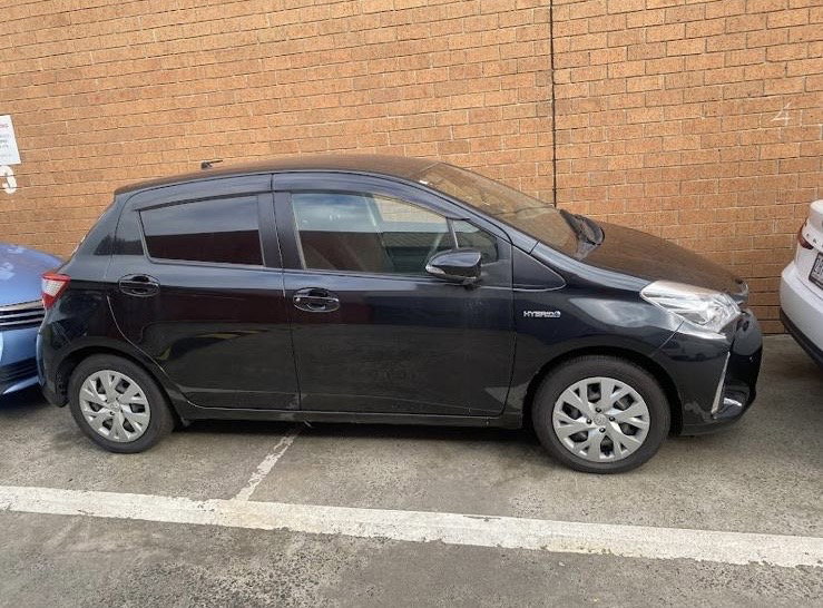 2017 Toyota Yaris_0