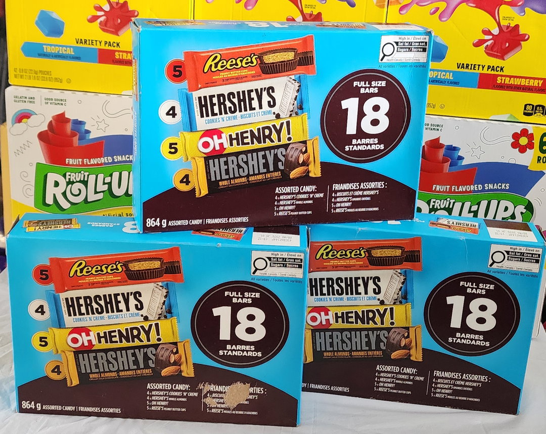 18 piece full size Hershey chocolate 🍫 