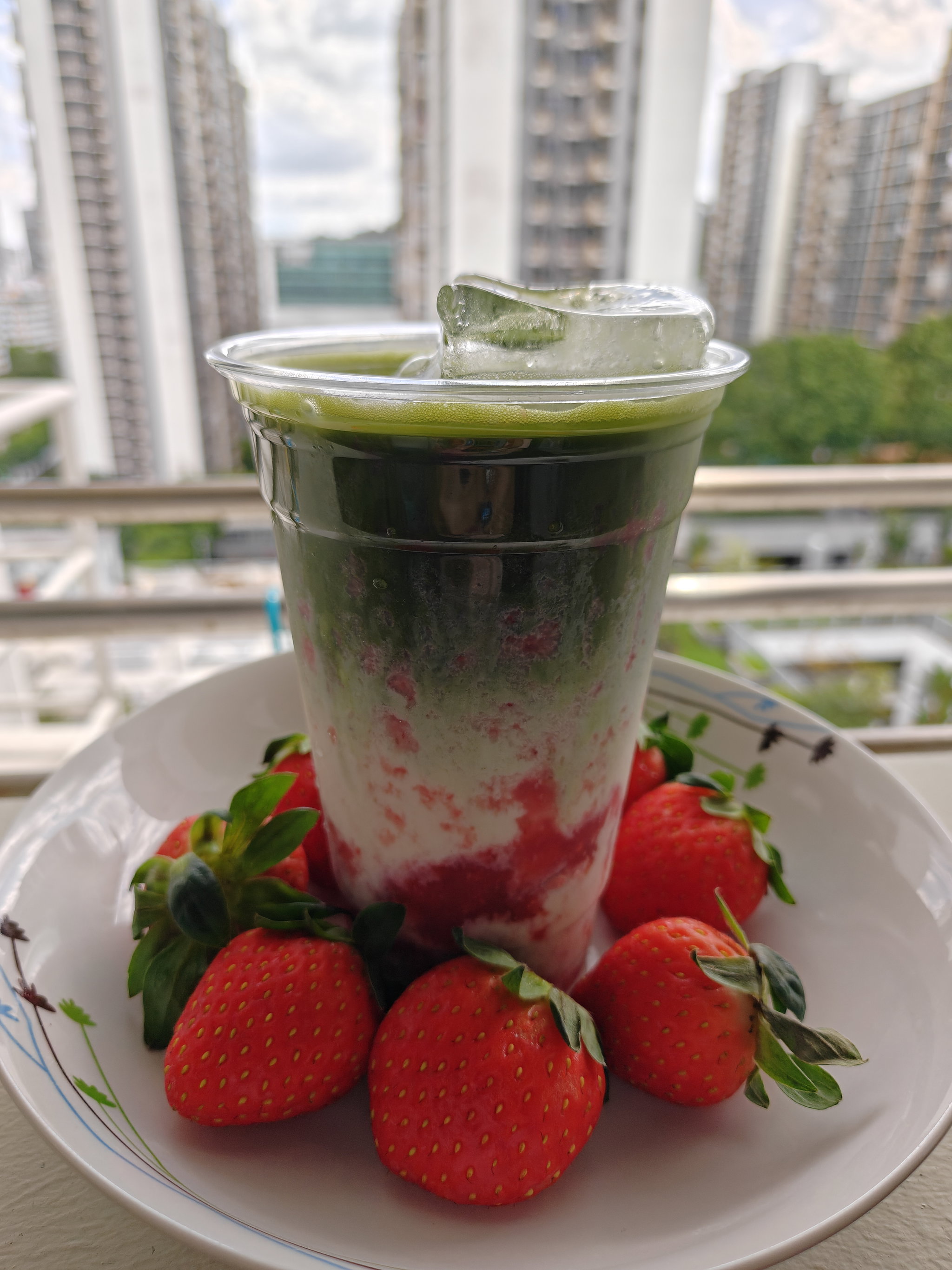 Matcha Strawberry Latte _1