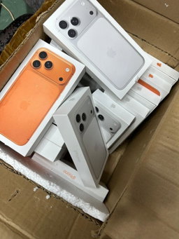 IPhone 15 pro max IPhone 17 pro max 