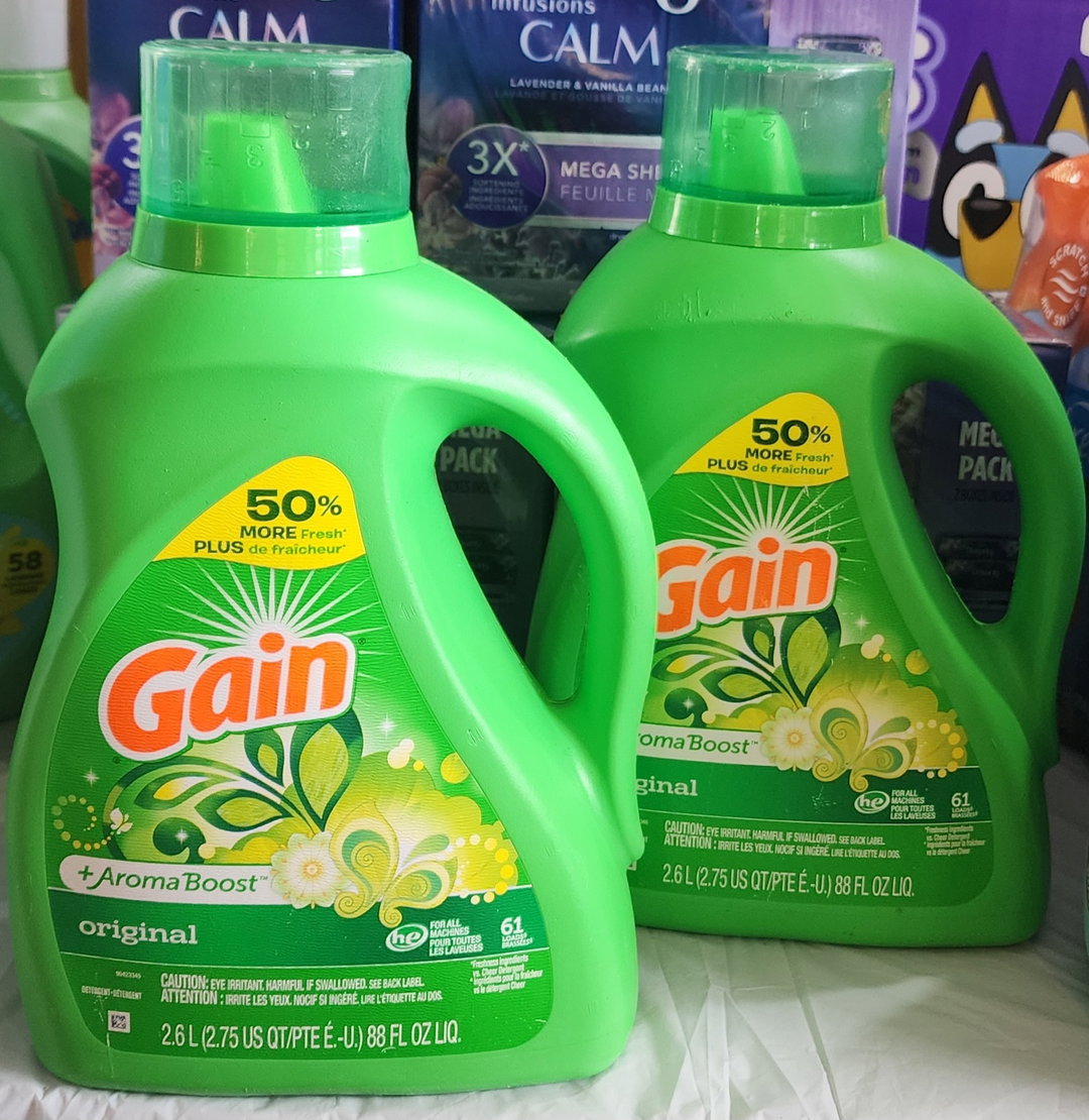 Gain aroma boost original detergent 61 loads