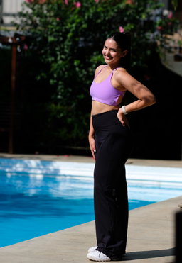 Everyday Flare Legging