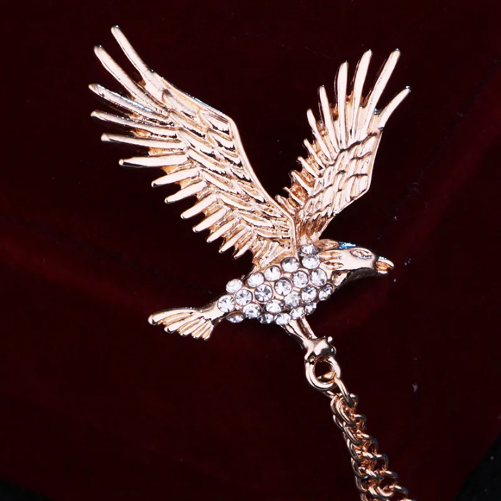 Broche aigle rétro tendance pour homme, Épingle de revers animal avec chaîne et Ailes en strass_2