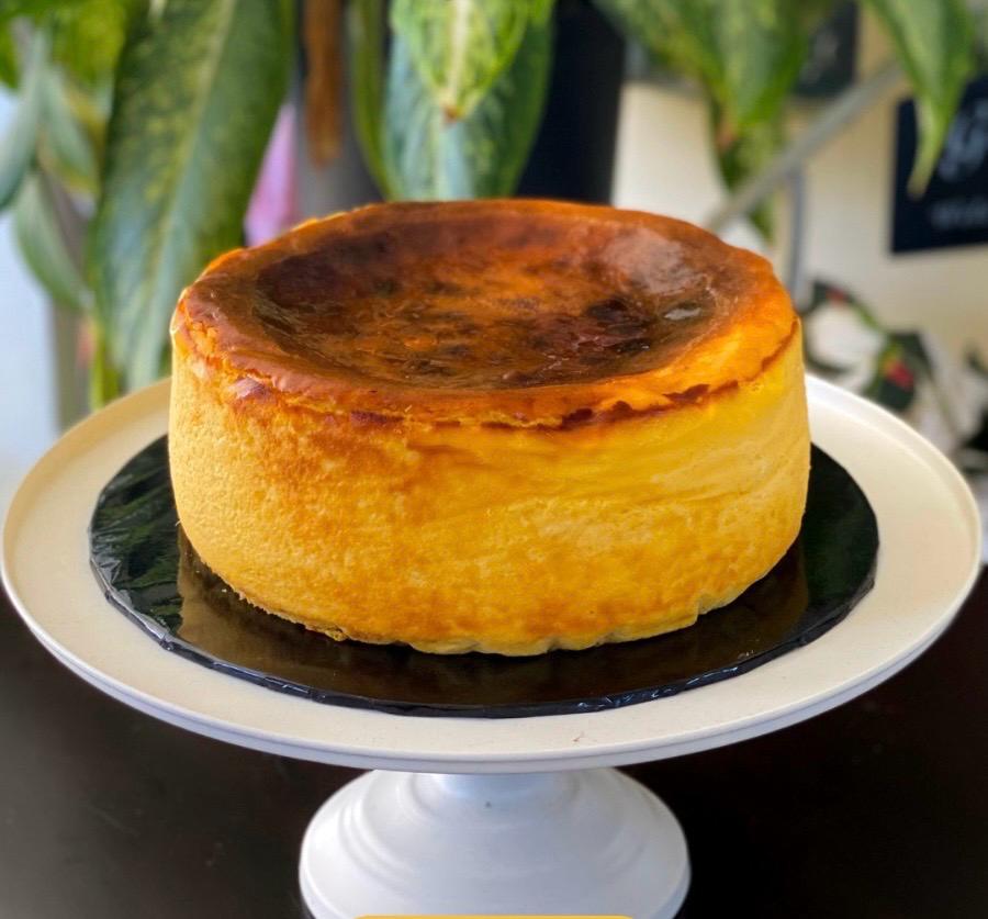 Durian Kuning Burnt Cheesecake