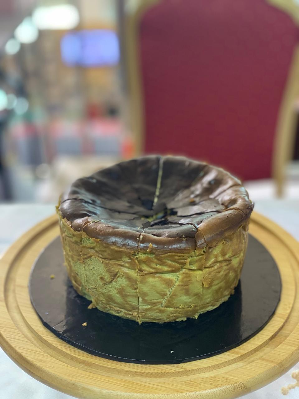 Matcha Burnt Cheesecake