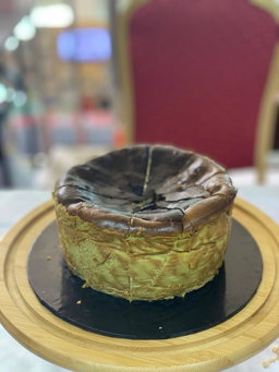 Matcha Burnt Cheesecake