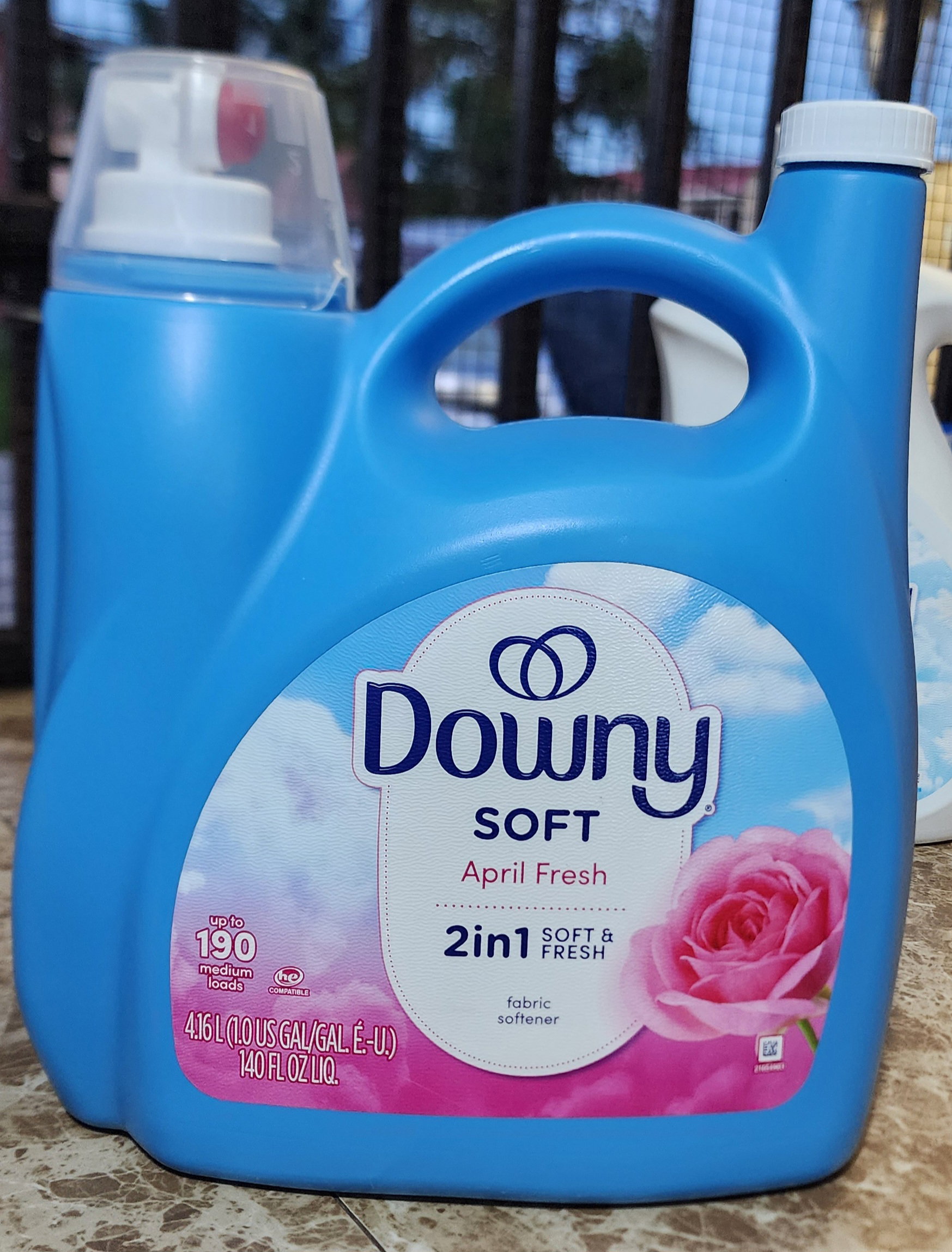 Downy soft April fresh 2 in 1 190 loads 140 oz_0