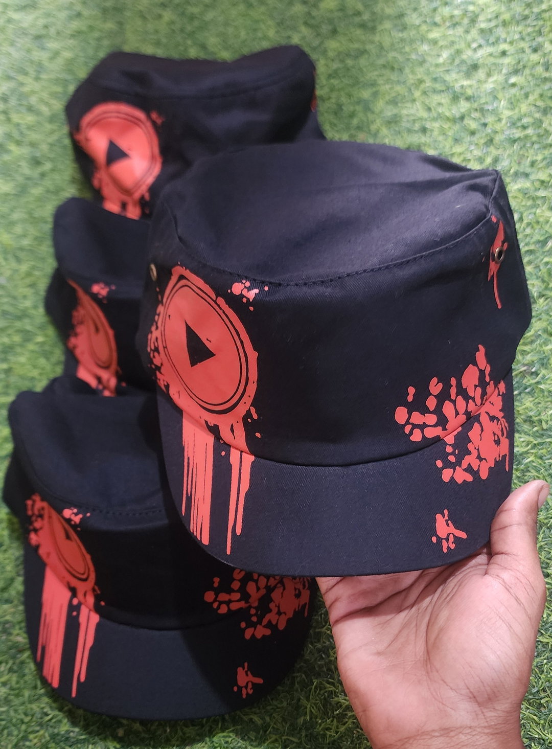 Fitted hat 