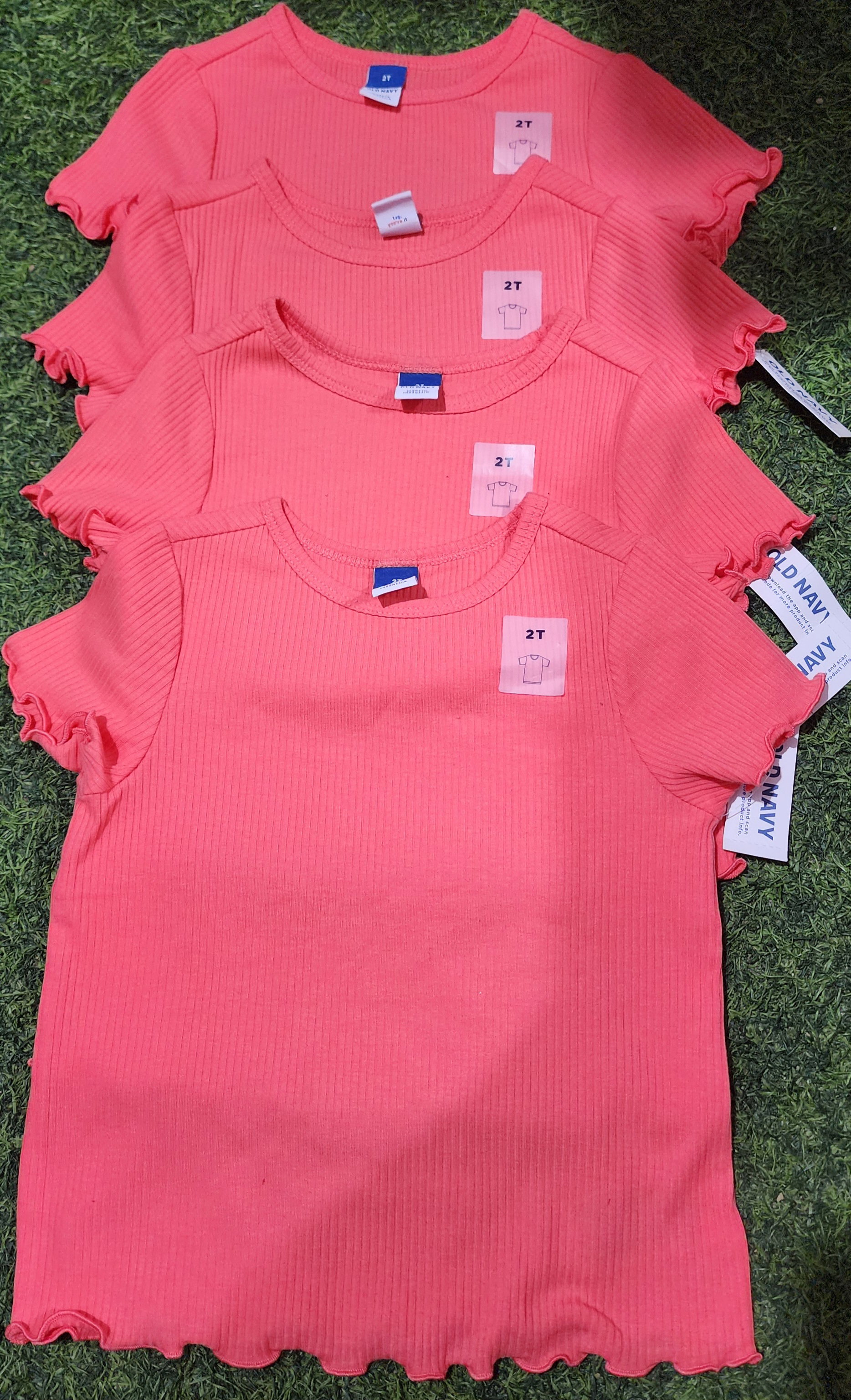 Oldnavy little girls tops size 2T_0